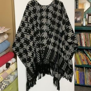 Huge Houndstooth OSFM Cover/Poncho